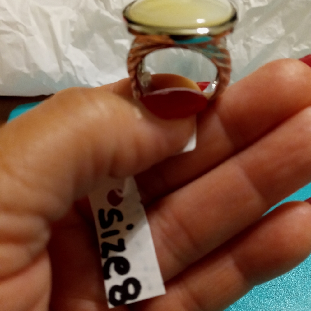 Ring - Picture 4 of 8